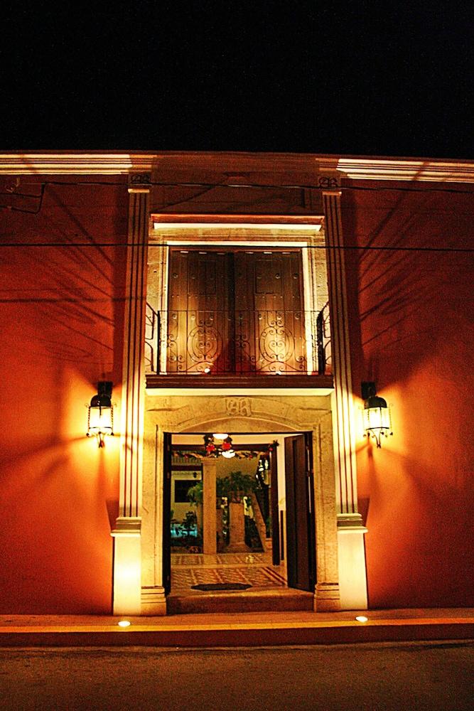 La Aurora Hotel Colonial Валядолид Екстериор снимка