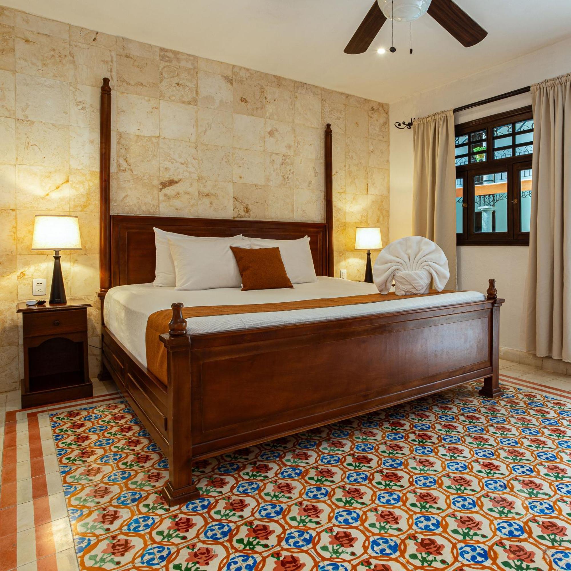 La Aurora Hotel Colonial Валядолид Екстериор снимка