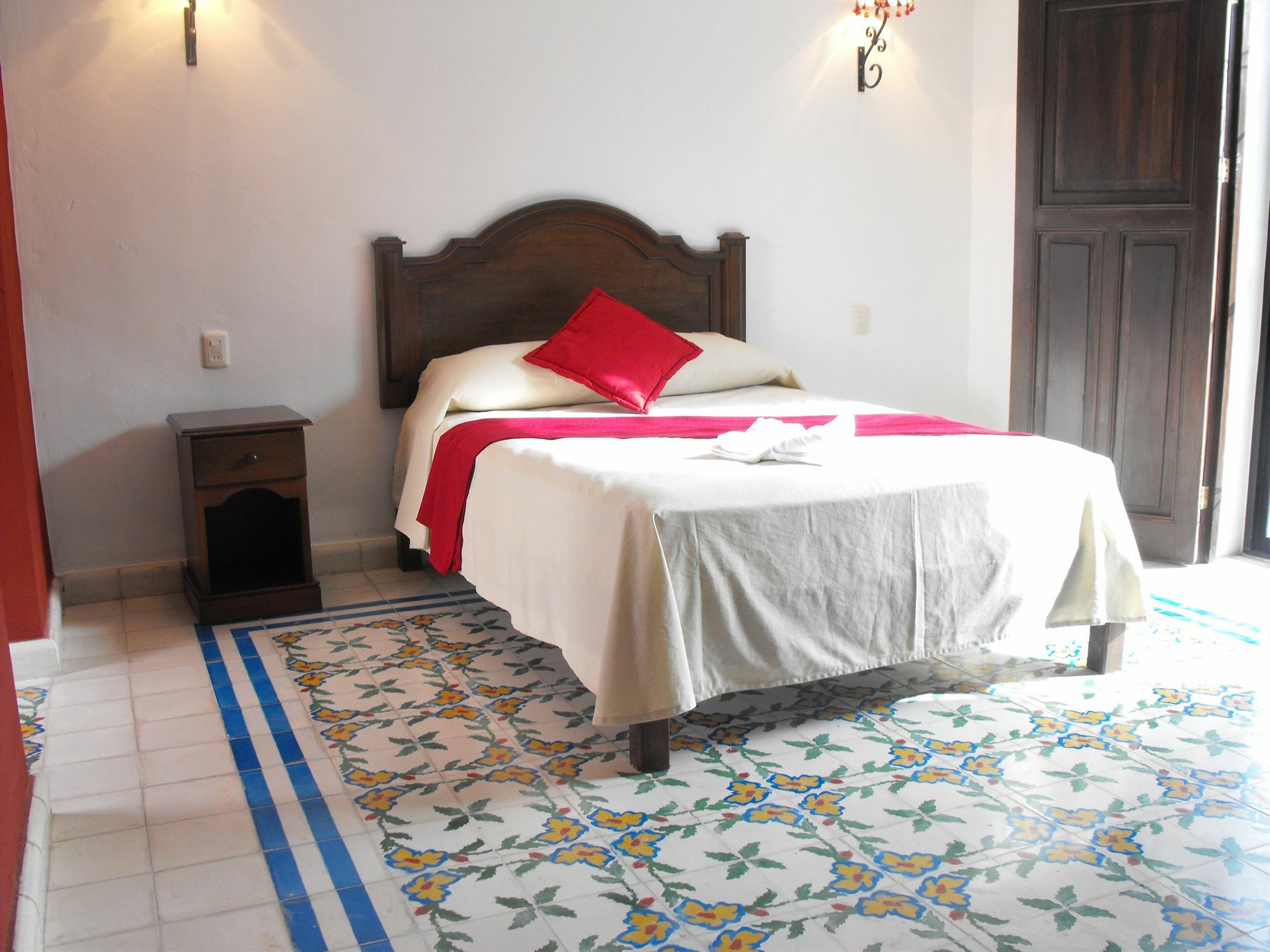 La Aurora Hotel Colonial Валядолид Екстериор снимка